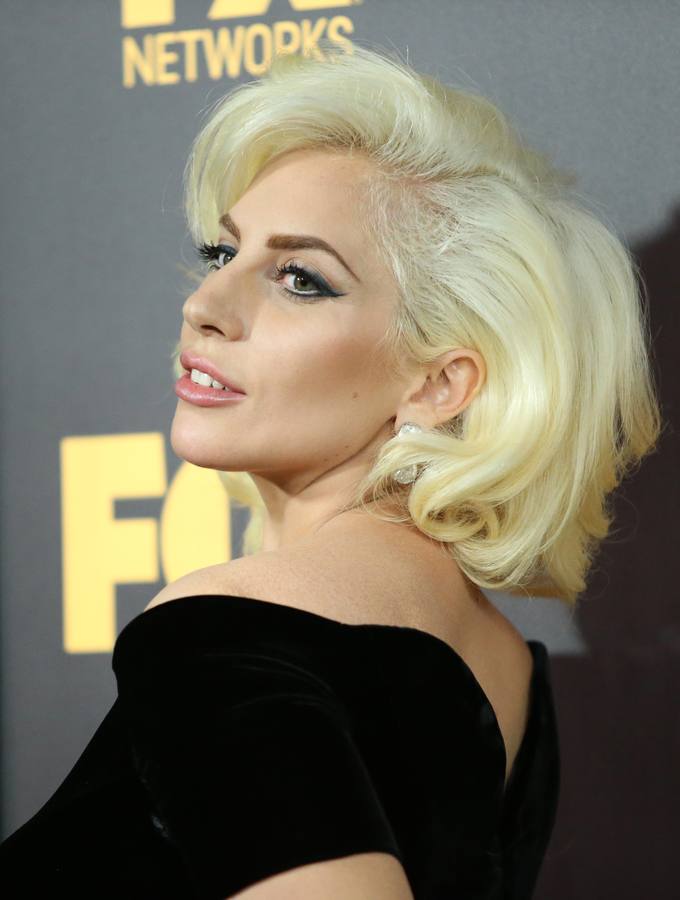 Looks 'beauty': Lady Gaga