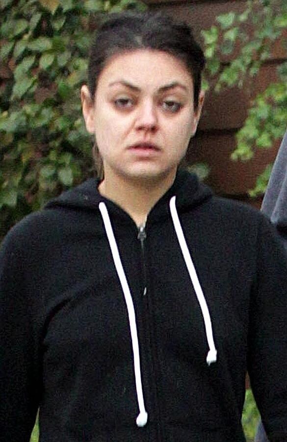 Mila Kunis sin maquillaje