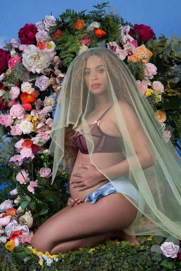 Beyoncé posa anunciando que va a ser madre por partida doble./instagram.