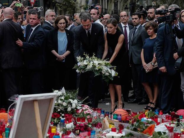 Los Reyes en el homenaje a las víctimas por el atentado terrorista de Barcelona.