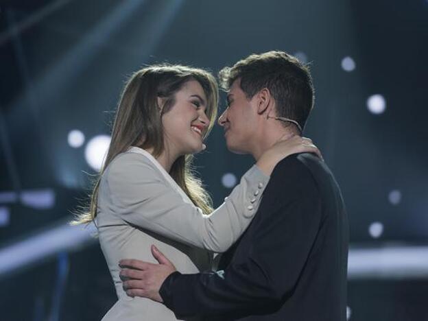 Amaia y Alfred, interpretando 'Tu canción', tema de Operación Triunfo elegido para Eurovisión./RTVE