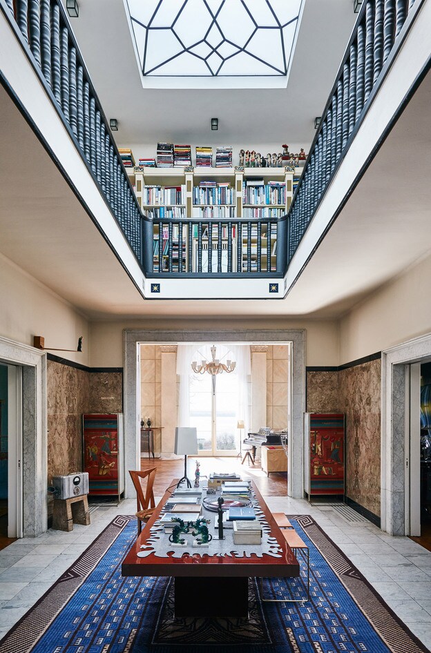 Interior de Villa Jako, la que fuera la casa de Karl Lagerfeld en Hamburgo./Engels & volkers