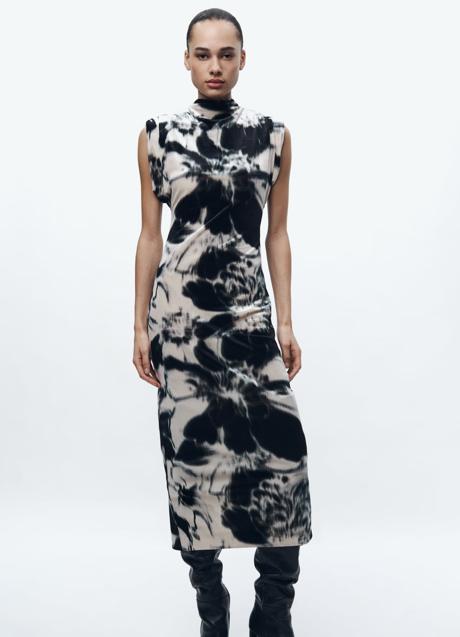 Vestido estampado de Zara (59,99 euros)