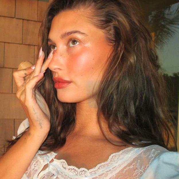 Los 5 mejores bronceadores faciales para pieles blancas y cómo