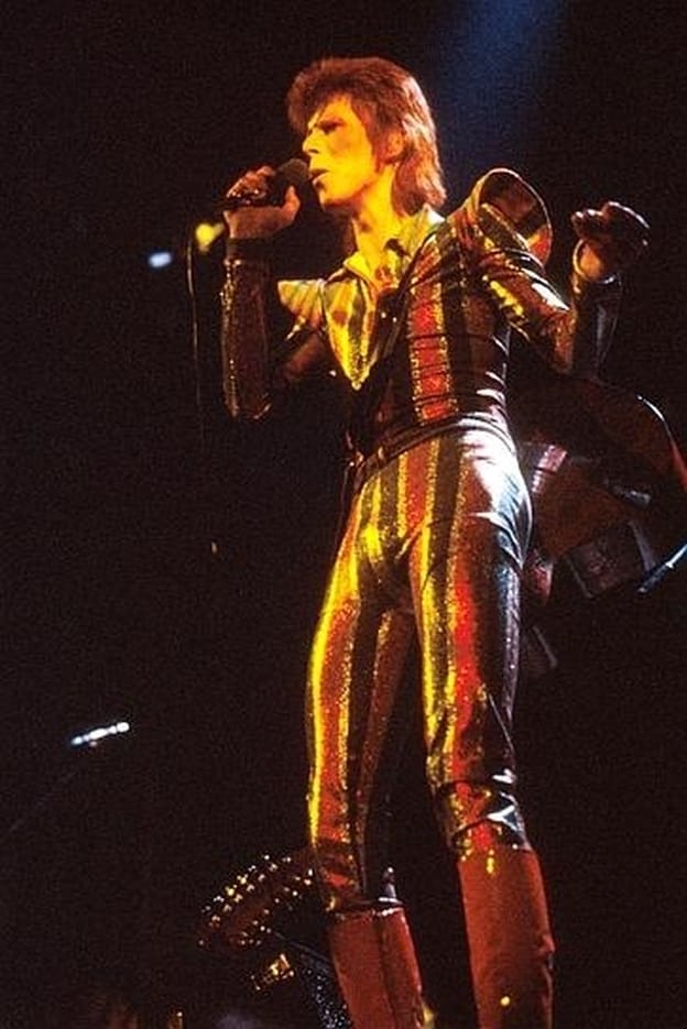 David Bowie se adelantó a todas las tendencias de moda