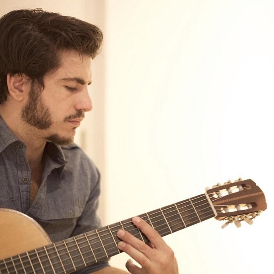 Chino Darín, novio de Úrsula Corberó, hace sus pinitos en la interpretación