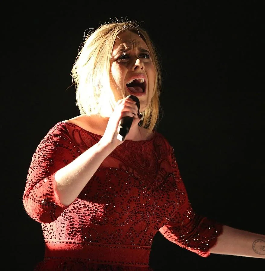 Premios Grammy 2016: Adele y el problema de micros
