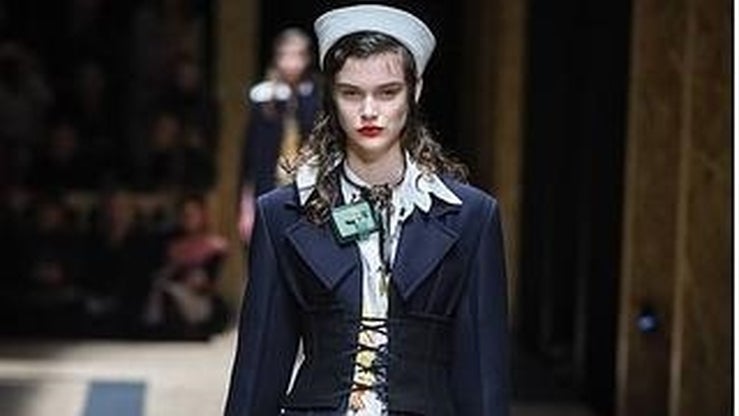 Fotos La mujer viajera de Prada para el invierno 2016 2017