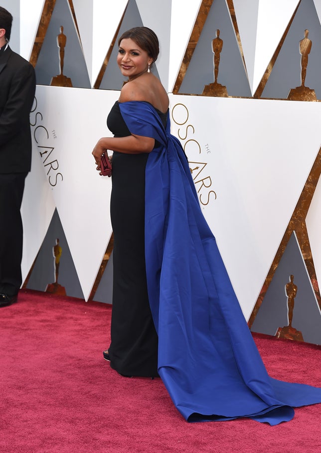 La alfombra roja de los Oscar: Mindy Kaling