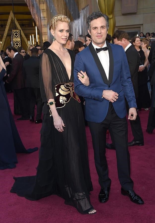 Parejas en la alfombra roja de los Oscar 2016: Mark Ruffalo y Sunrise Coigney