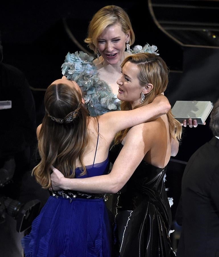 Las mejores fotos de los Premios Oscar 2016: trío de estrellas