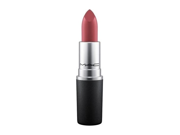 Pintalabios Finally Free de MAC by Caitlyn Jenner.