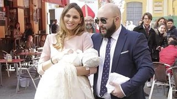 Kiko Rivera e Irene Rosales bautizan a su hija