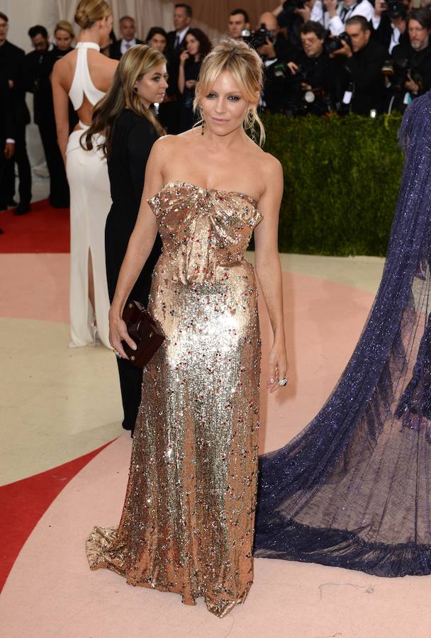 Sienna Miller en la Gala del Met