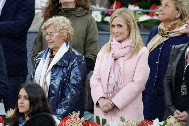 Famosos en el Open de Tenis de Madrid: Manuela Carmena y Cristina Cifuentes