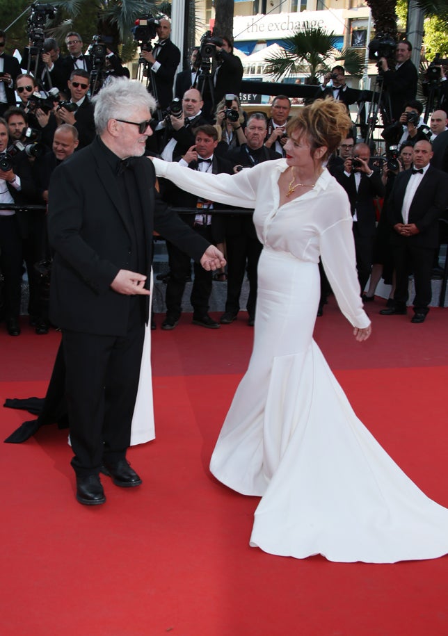 La alfombra roja de Julieta, en blanco y negro