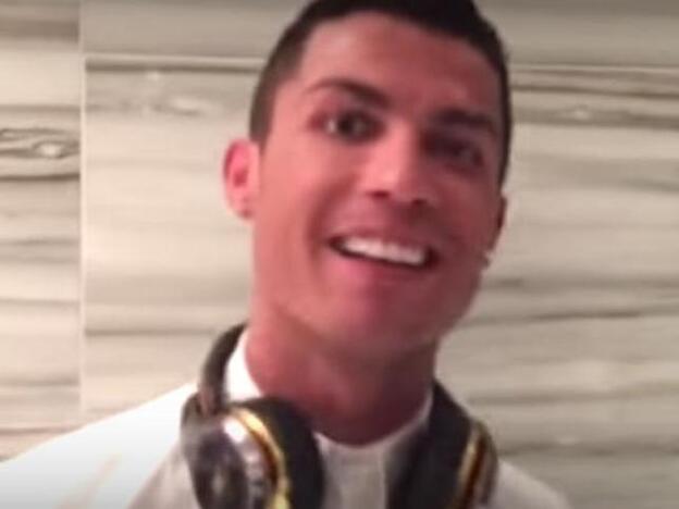 Cristiano Ronaldo en el videoclip de RedOne./YouTube.