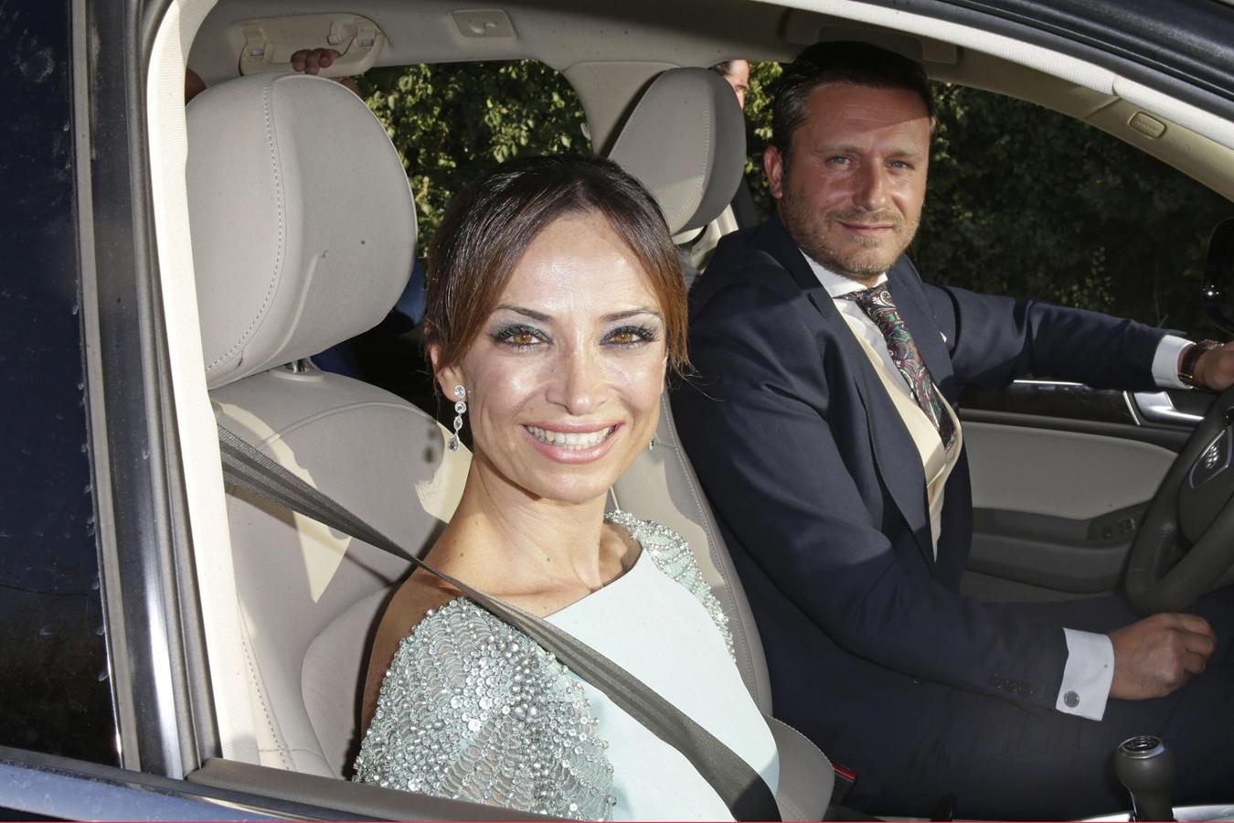 Los invitados a la boda de Rocío Carrasco y Fidel Albiac Juan Peña y Sonia González