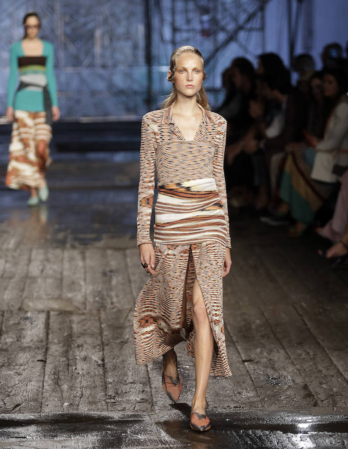 Vestido en colores tierra de Missoni para la primavera de 2017