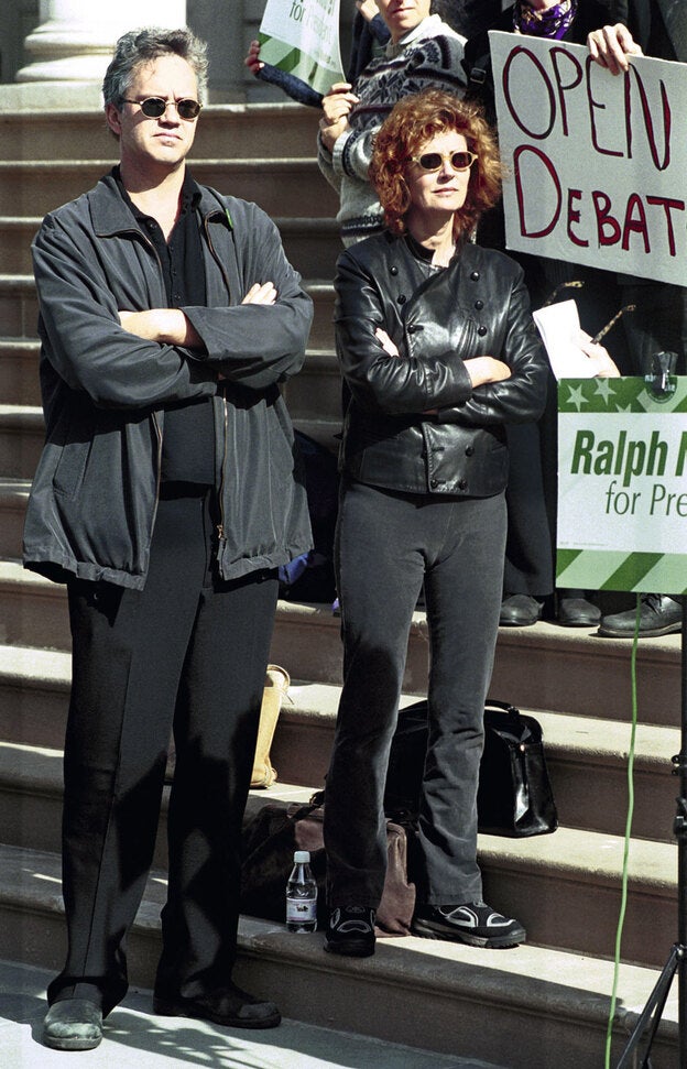 Susan Sarandon con Tim Robins, su entonces marido, apoyando al candidato de los verdes Ralph Nader (2000).