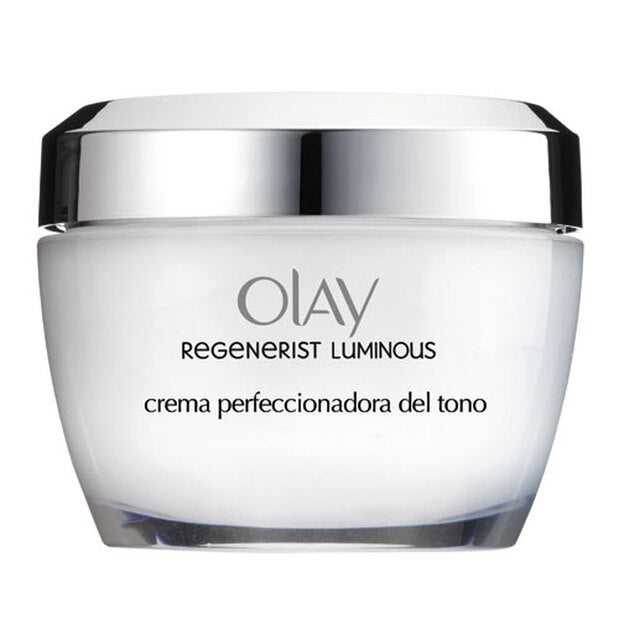 Regenerist Luminous Crema Perfeccionadora del Tono de Olay (33,39 €)