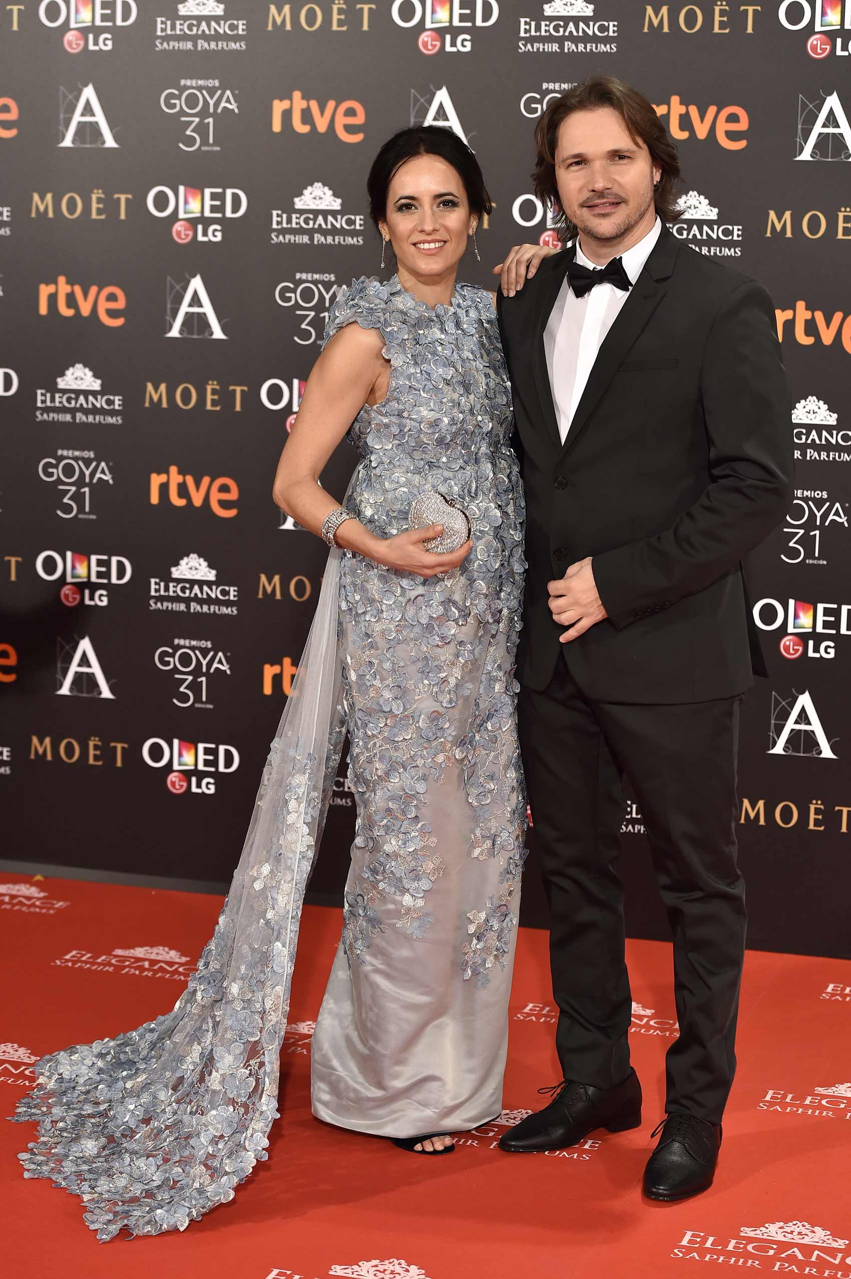 Parejas en la alfombra roja de los Goya 2017: Ana Turpin y David Castel