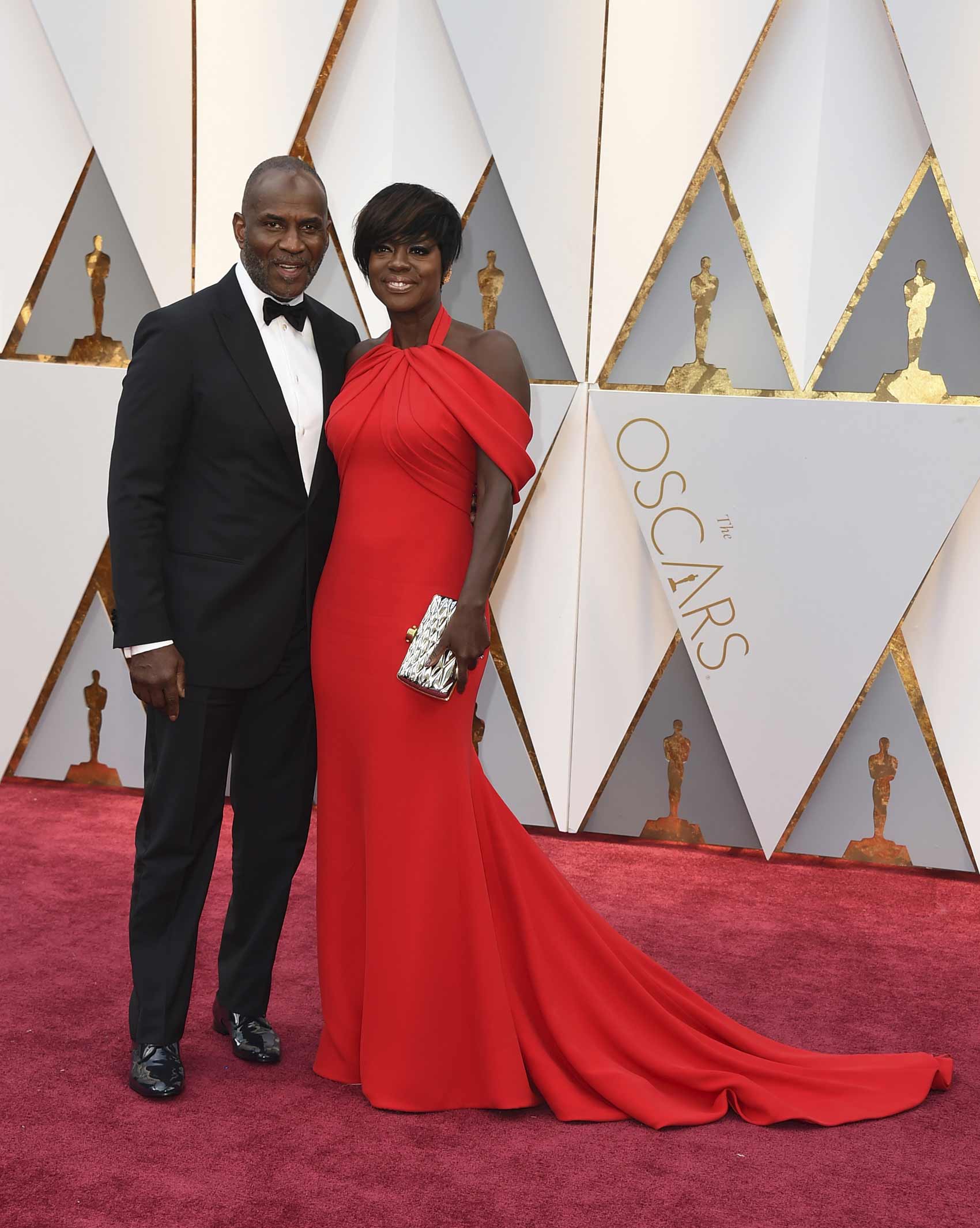 Las parejas en la alfombra roja de los Oscars 2017: Viola Davis y Julius Tennon