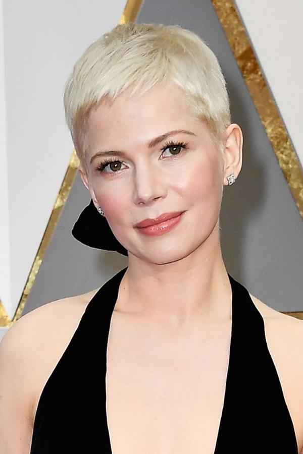 Los peinados y maquillajes de los Oscars 2017: Michelle Williams