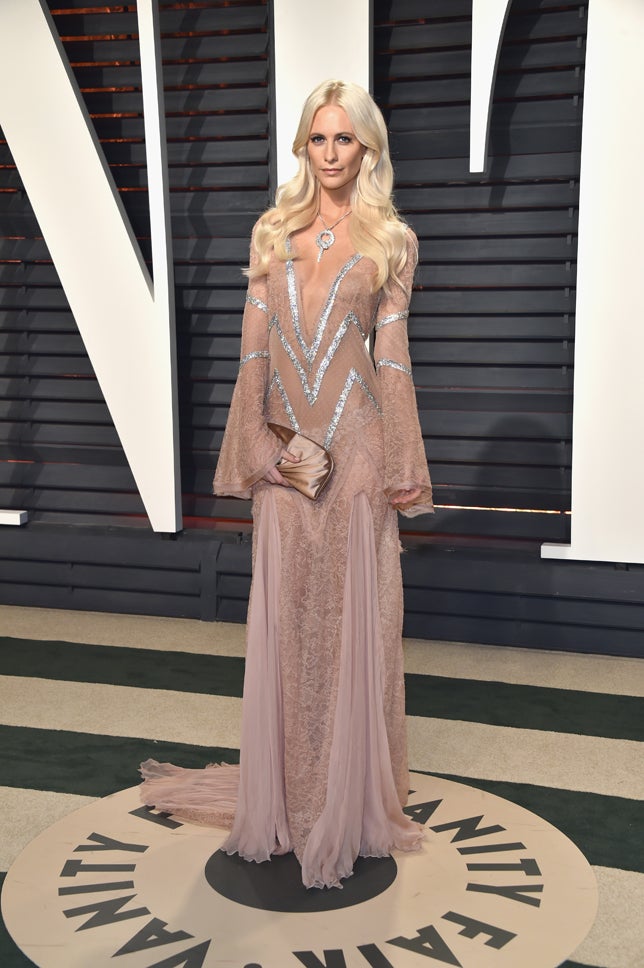 Oscars 2017: el vestido de Poppy Delevingne en la fiesta Vanity Fair