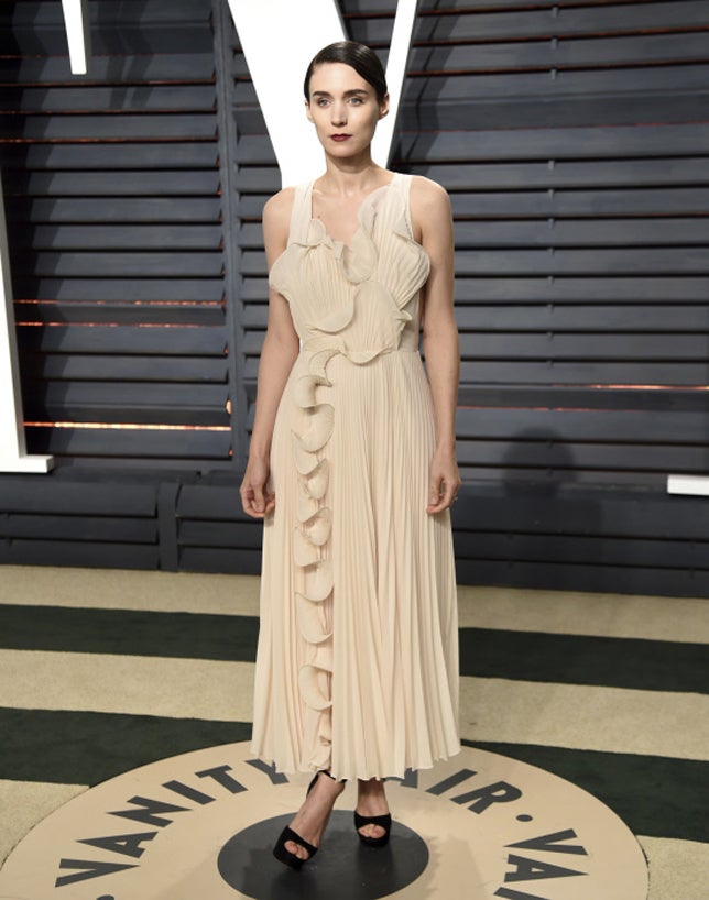 Oscars 2017: el vestido de Rooney Mara en la fiesta Vanity Fair