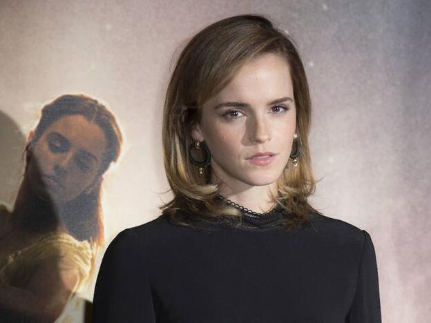 La actriz Emma Watson en la premier de 'La Bella y la Bestia' en Londres/gtres