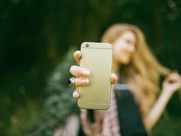 No todo lo que se muestra en las redes sociales es cierto./adobe stock