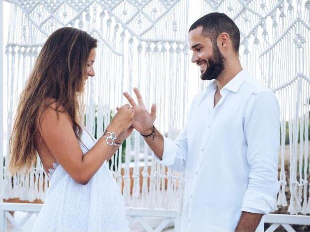 Malena Costa y Mario Suárez el día de su boda ¡sorpresa!/Instagram