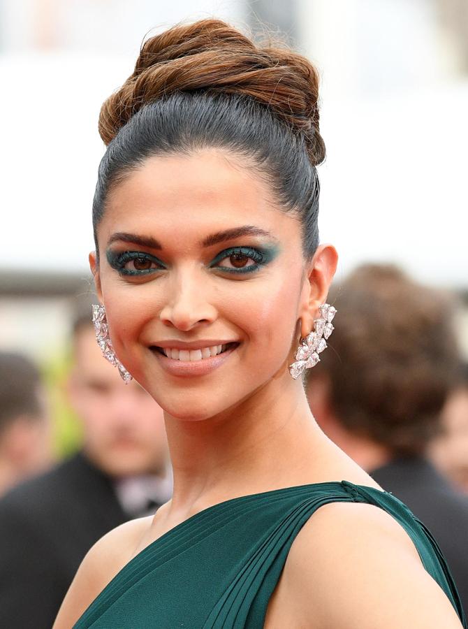 Maquillaje otoño 2017: Deepika Padukone