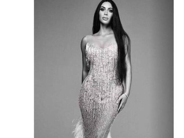 Kim Kardashian como Cher en una sesión fotográfica./InstagraM