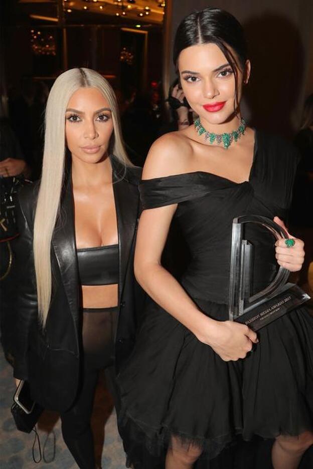 Kim kardashian y Kendall Jenner en un hotel de Nueva York./GETTY