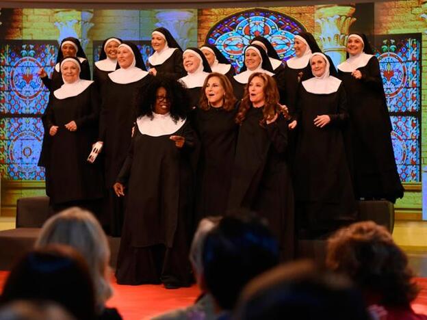 Parte del reparto de 'Sister Act' en el programa 'The View'./D.R.