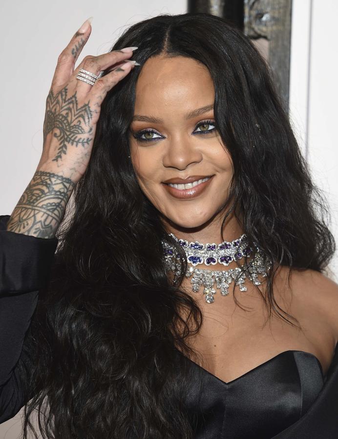 Las sonrisas más bonitas de las famosas: Rihanna