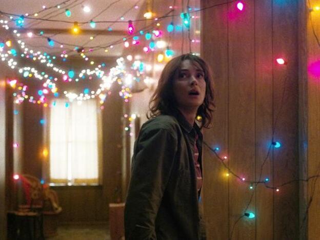 Winona Ryder, de nuevo una 'madre coraje' en la segunda temporada de 'Stranger Things'./Courtesy of netflix