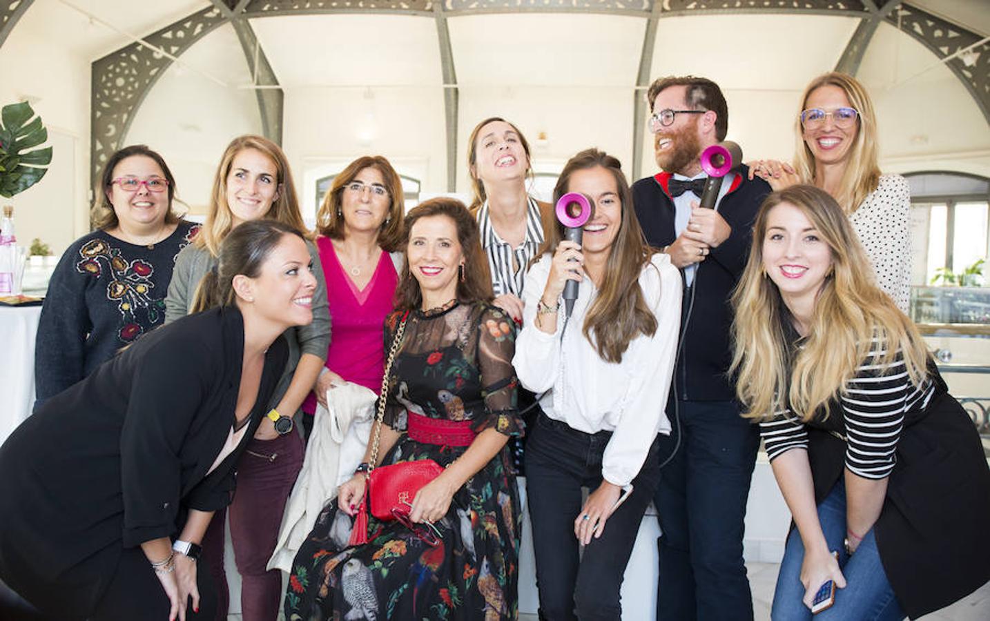 Los participantes en el taller de Dyson en Mujerhoy Novias Couture 2017