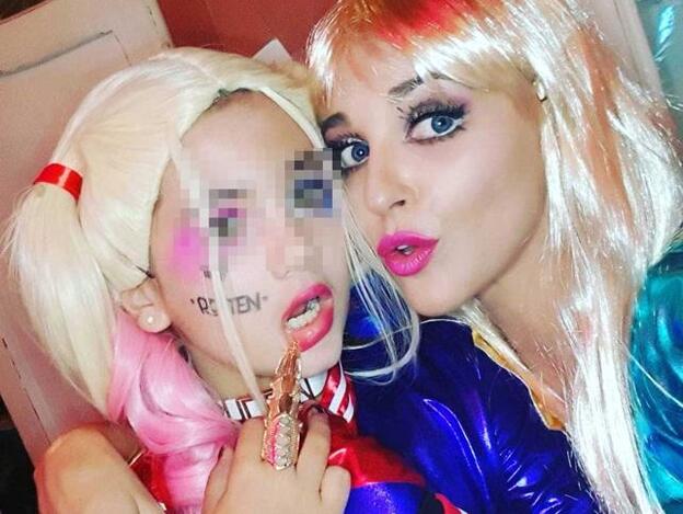 Paula Echevarría publicó en redes una foto con su hija durante una fiesta./instagram