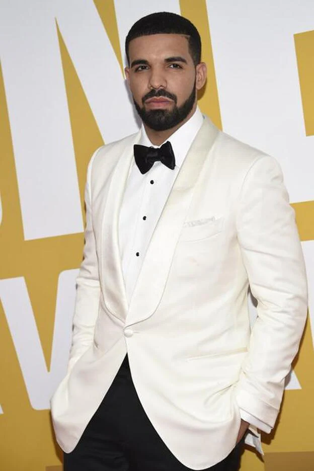 Drake sale en defensa de un grupo de mujeres que estaban siendo acosadas en su concierto./GTRES