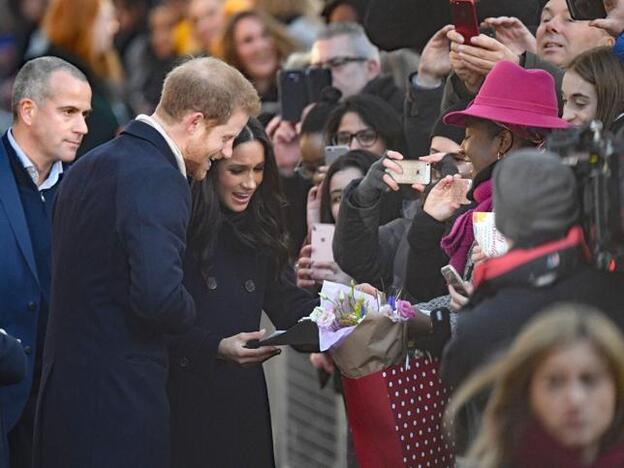 Meghan Markle junto a su futuro marido el príncipe Harry.