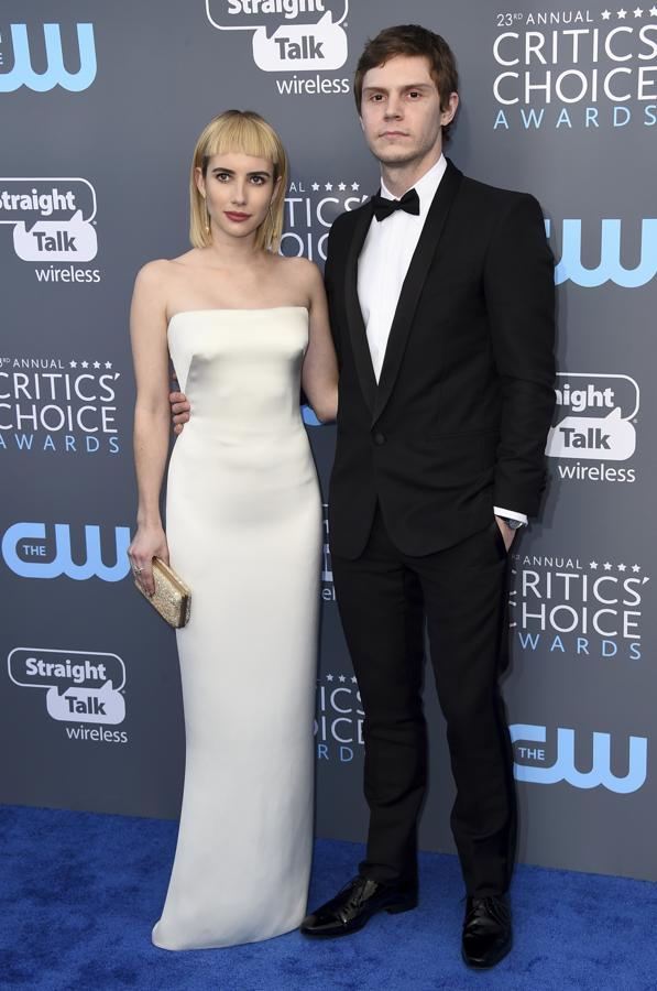 El look de Emma Roberts en los Critic's Choice Awards 2018