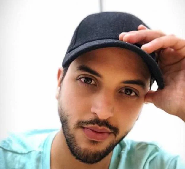 Víctor es un cantante venezolano con el que la modelo se comprometió en 2015./instagram