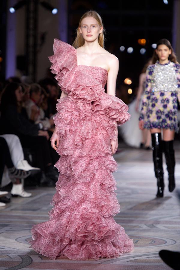 Los mejores looks de la Alta Costura de París: Giambattista Valli