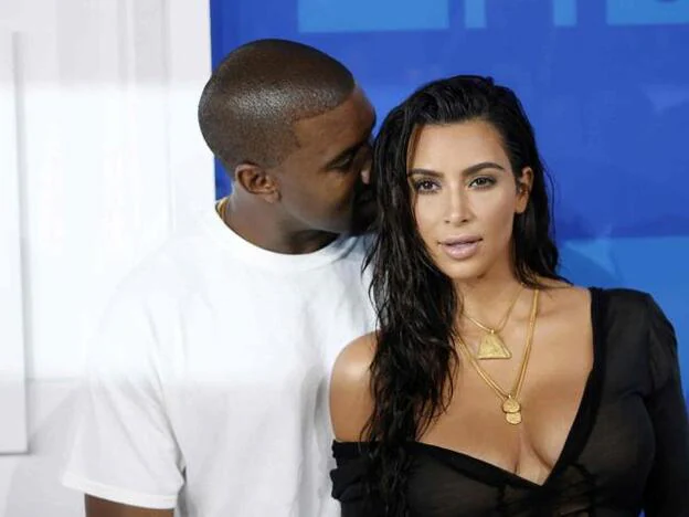 Kim Kardashian y Kanye West, una de las parejas más románticas del universo 'celeb'./cordon press.