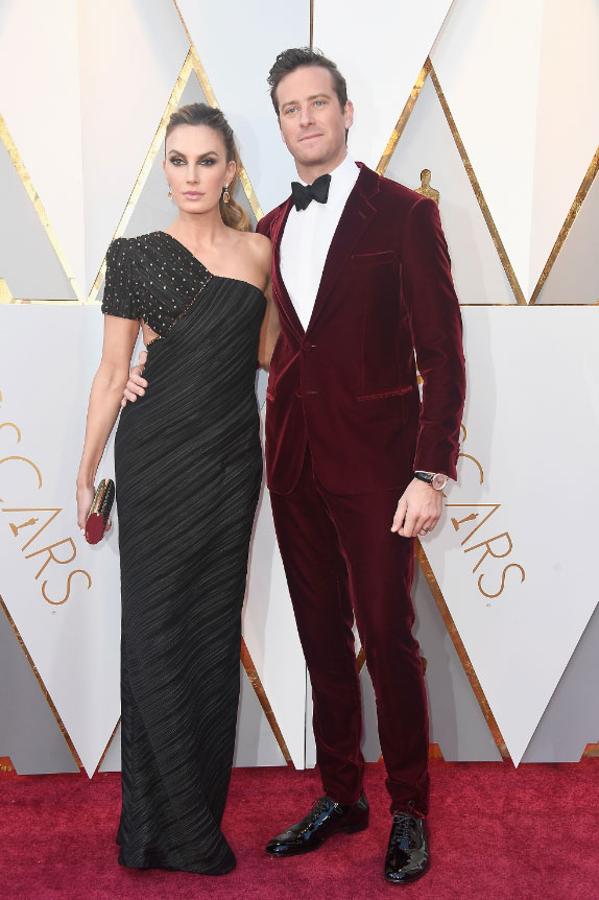 Parejas en la alfombra roja de los Premios Oscar 2018: Elizabeth Chambers Armie Hammer