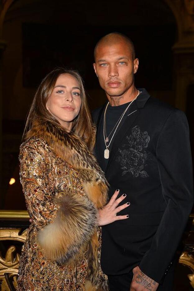 Jeremy Meeks y Chloe Green esperan su primer hijo juntos./gtres.