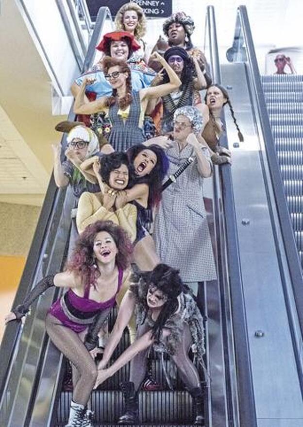 Elenco de 'Glow'.